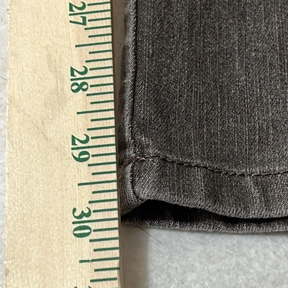 Gloria Vanderbilt Amanda Jeans Slimming Effect Womens Size 16 Brown Straight Leg